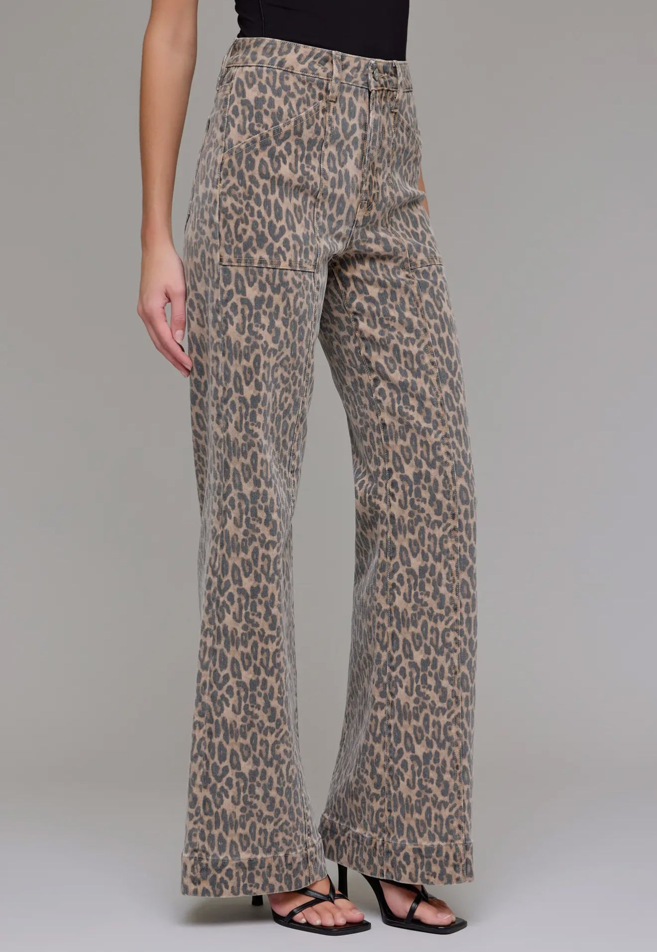 PREORDER! Chelsea Cheetah Comfort Flare 33” Inseam