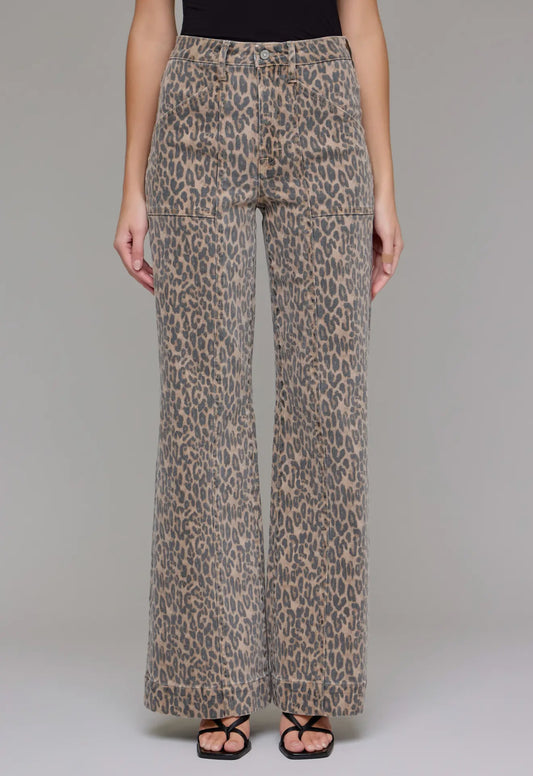 PREORDER! Chelsea Cheetah Comfort Flare 33” Inseam
