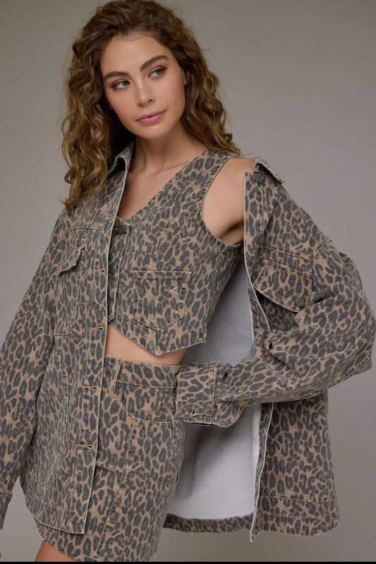 PREORDER! Cheetah print oversized shirt/jacket