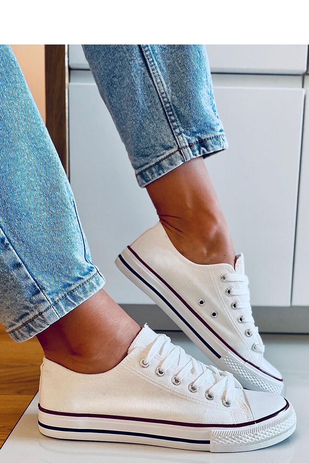 Classic White Low Top Chuck