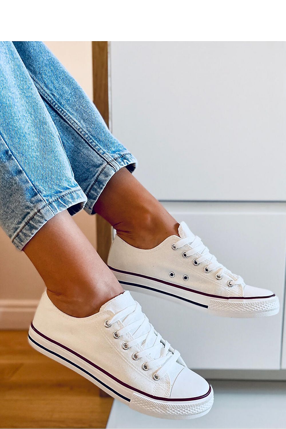 Classic White Low Top Chuck